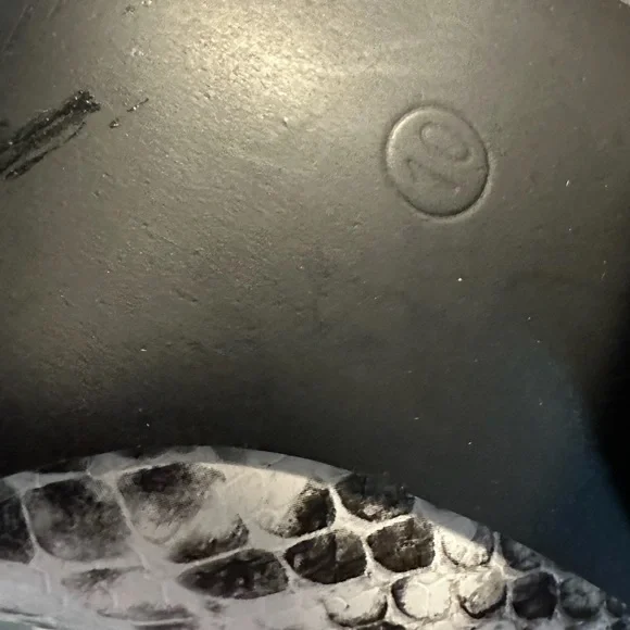 YOKI Snakeskin Western Pointed Toe Ankle Boots Faux Leather Zip Booties Size 10 - Picture 11 of 11